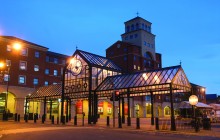 Wolverhampton Market Place – Colonnade